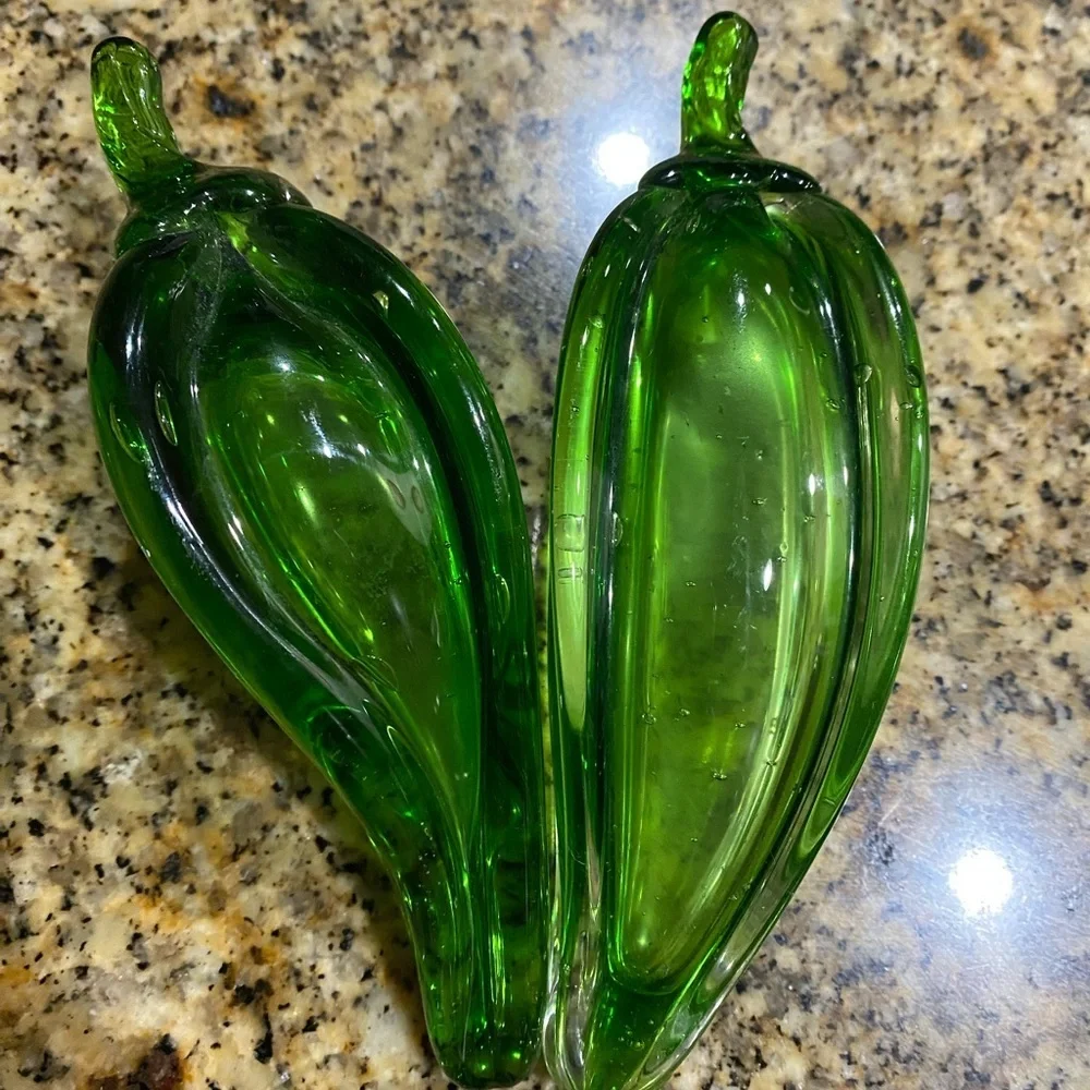 Vintage Pair of Mid Century Modern Hand Blown Green Art Glass 6” Pepper Decor
